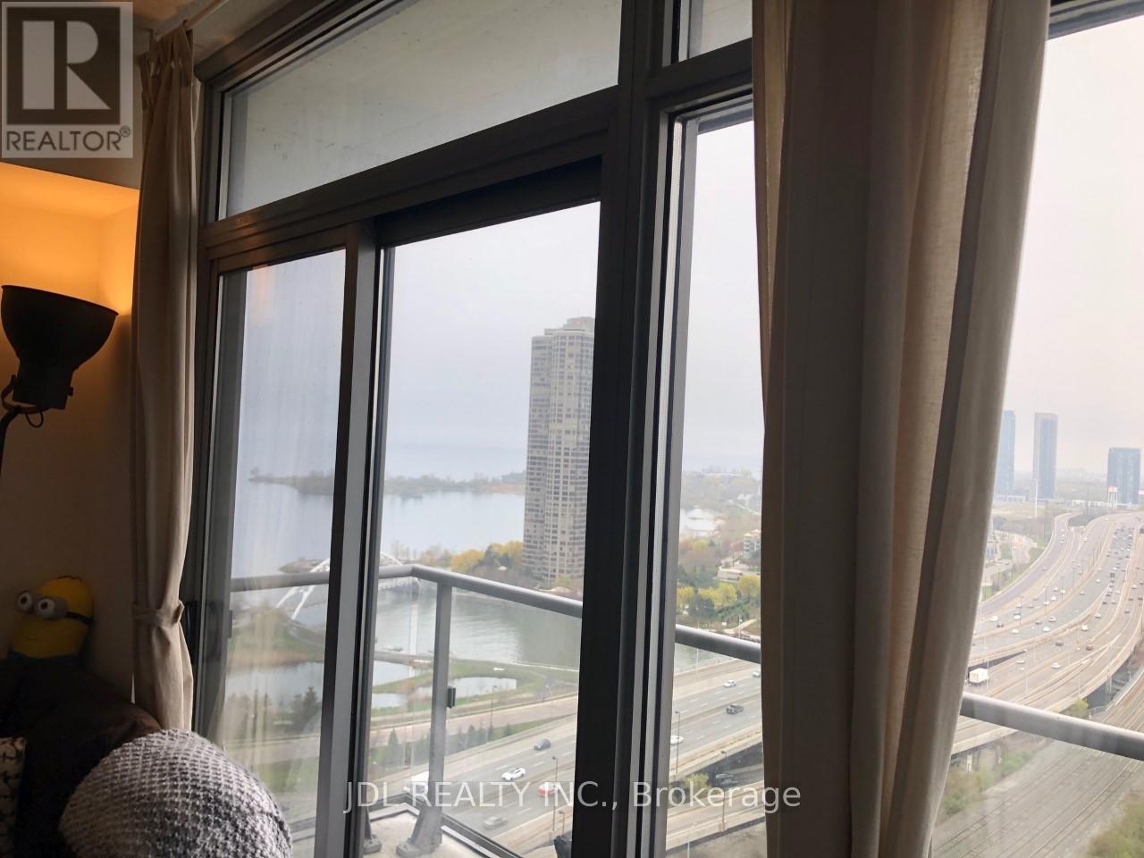 2404 - 105 The Queensway Avenue, Toronto, Ontario  M6S 5B3 - Photo 8 - W13041372