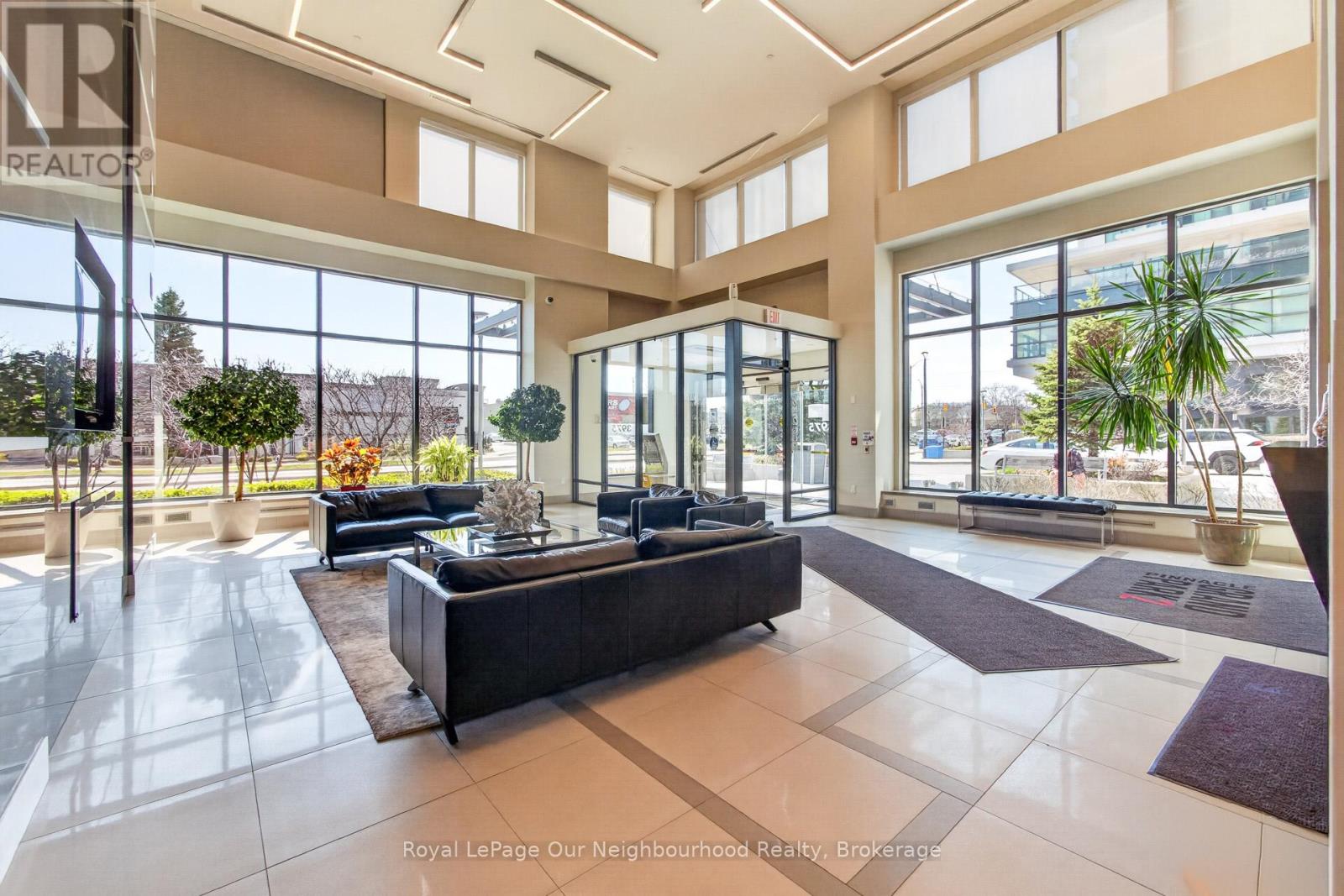 4001 - 3975 Grand Park Drive, Mississauga, Ontario  L5B 0K4 - Photo 6 - W13041376