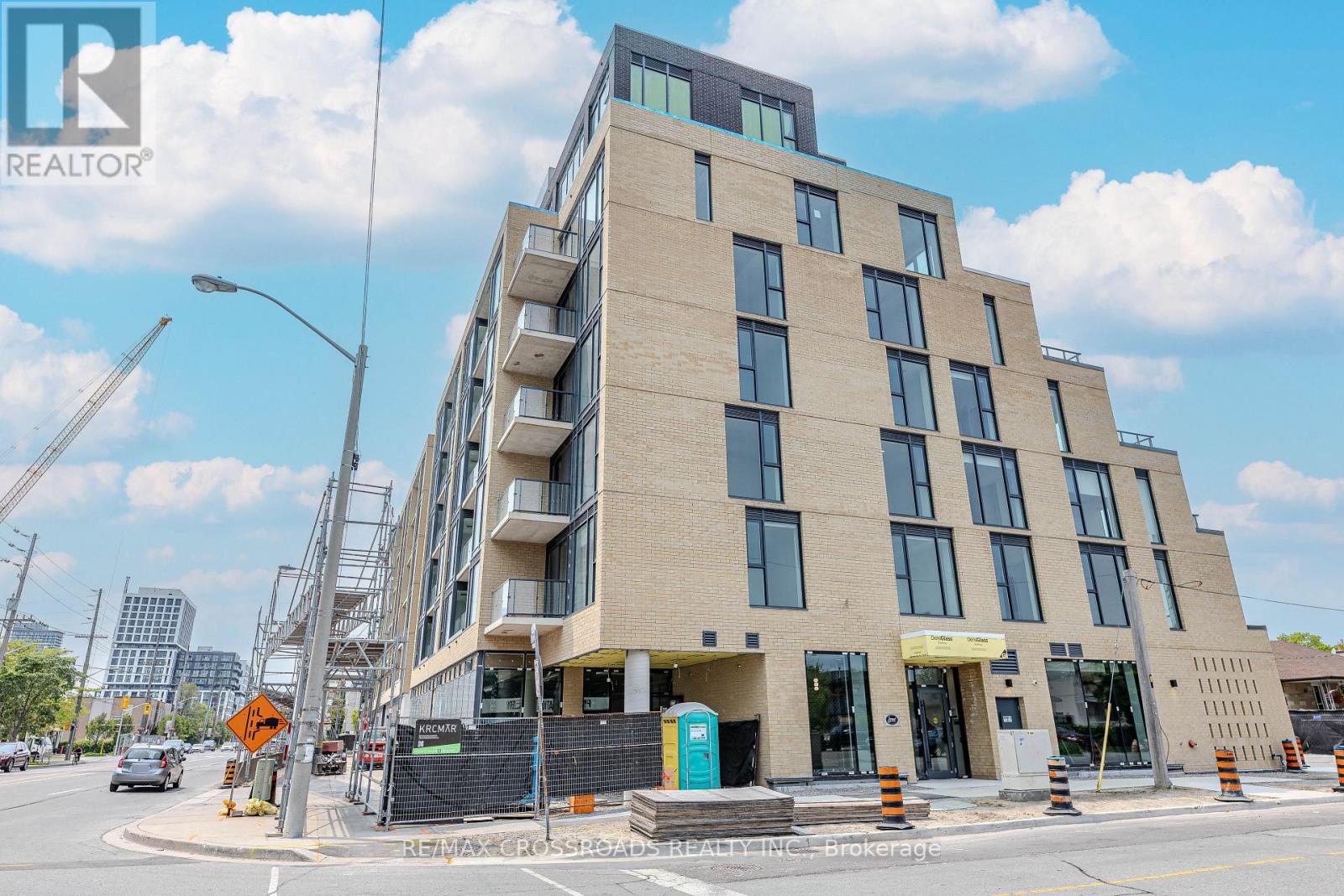 304 - 6 Chartwell Road, Toronto, Ontario  M8Z 0H2 - Photo 2 - W13041410