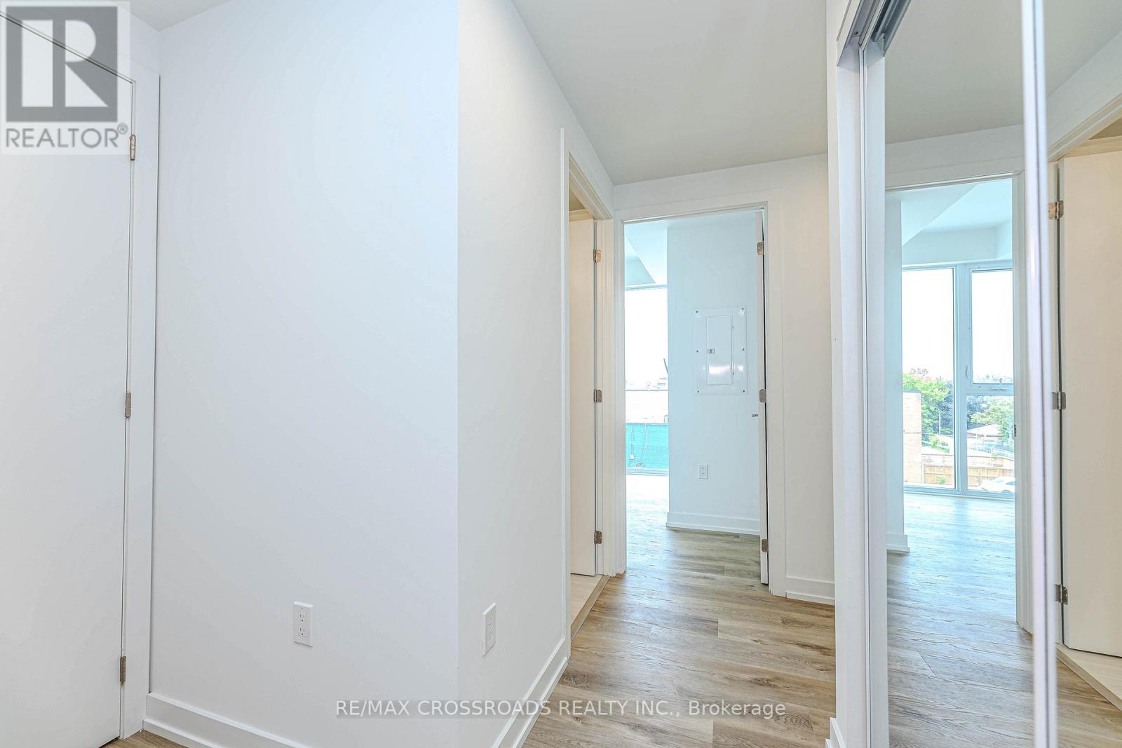 304 - 6 Chartwell Road, Toronto, Ontario  M8Z 0H2 - Photo 9 - W13041410