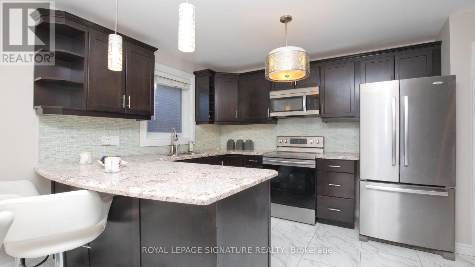 38 Panorama Crescent, Brampton, Ontario  L6S 3T9 - Photo 12 - W13041412