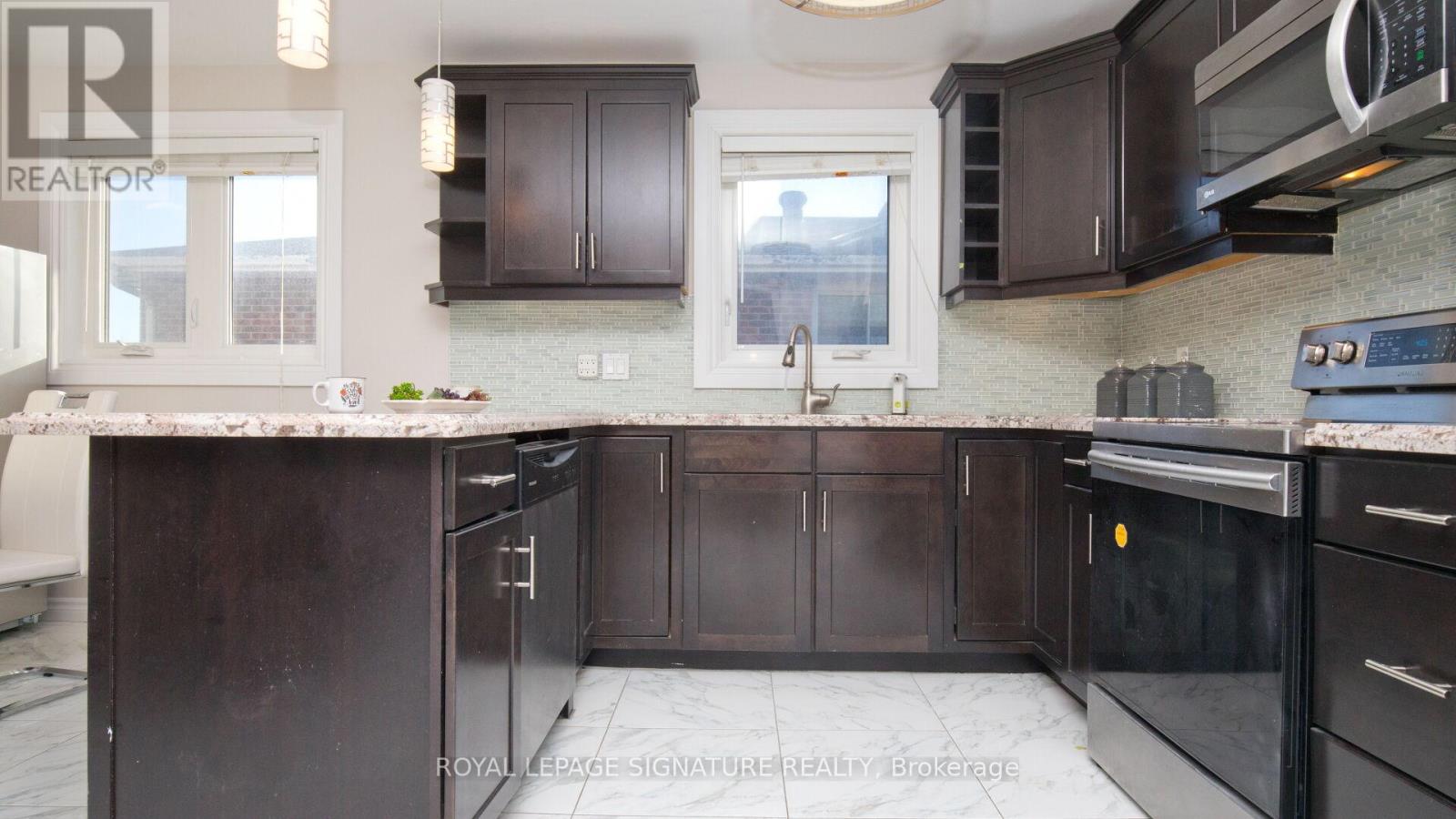 38 Panorama Crescent, Brampton, Ontario  L6S 3T9 - Photo 14 - W13041412