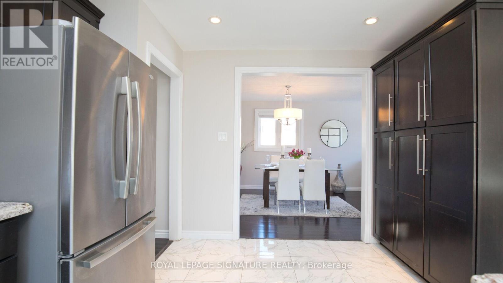 38 Panorama Crescent, Brampton, Ontario  L6S 3T9 - Photo 15 - W13041412