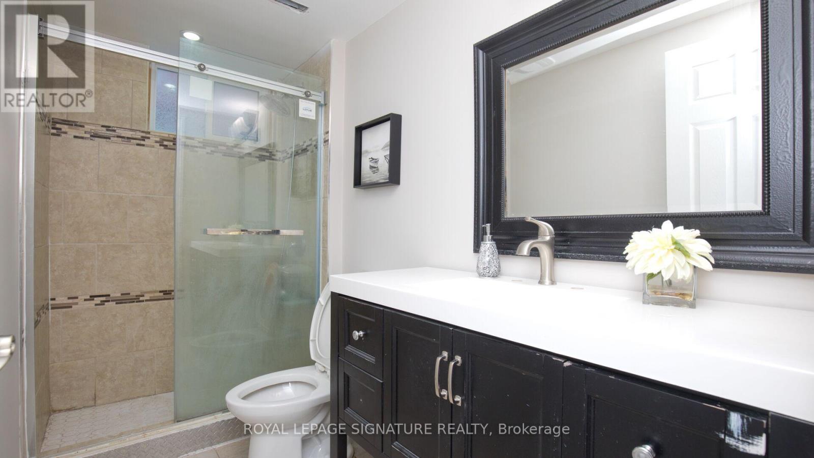 38 Panorama Crescent, Brampton, Ontario  L6S 3T9 - Photo 28 - W13041412