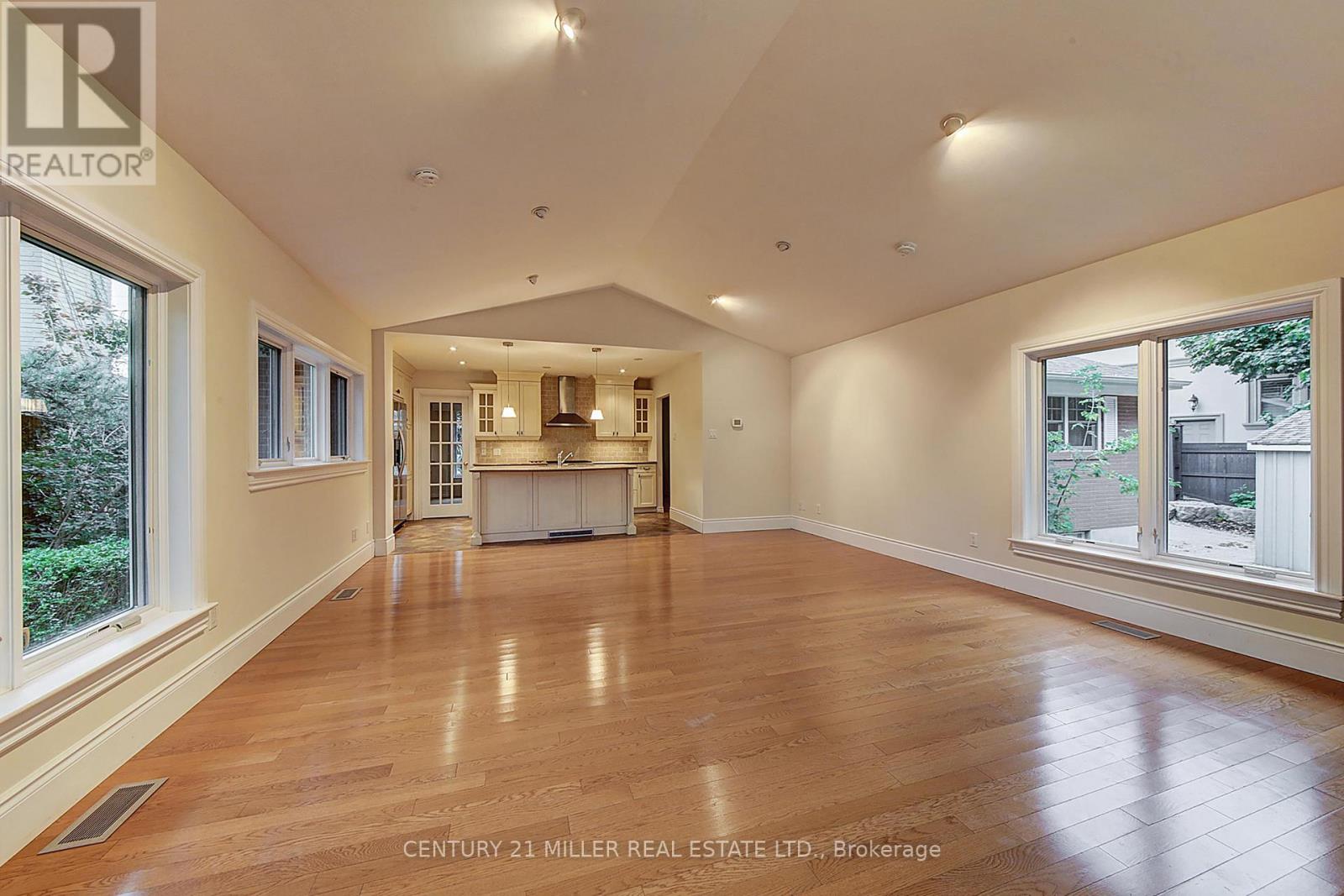 463 Avon Crescent, Oakville, Ontario  L6J 2T2 - Photo 12 - W13041454