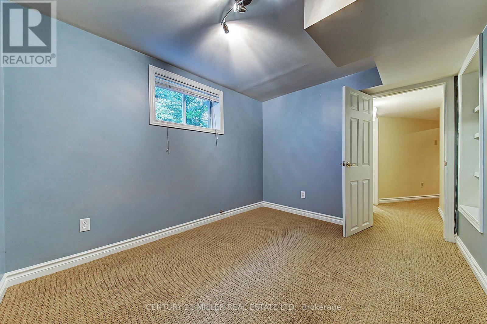 463 Avon Crescent, Oakville, Ontario  L6J 2T2 - Photo 17 - W13041454