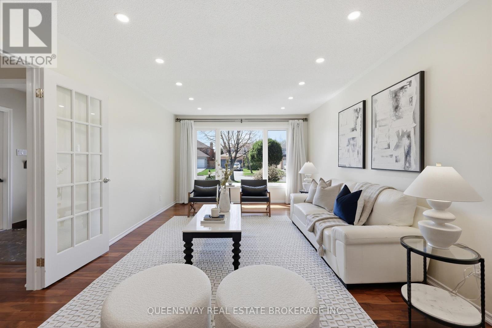 223 River Oaks Boulevard W, Oakville, Ontario  L6H 3V2 - Photo 11 - W13041504