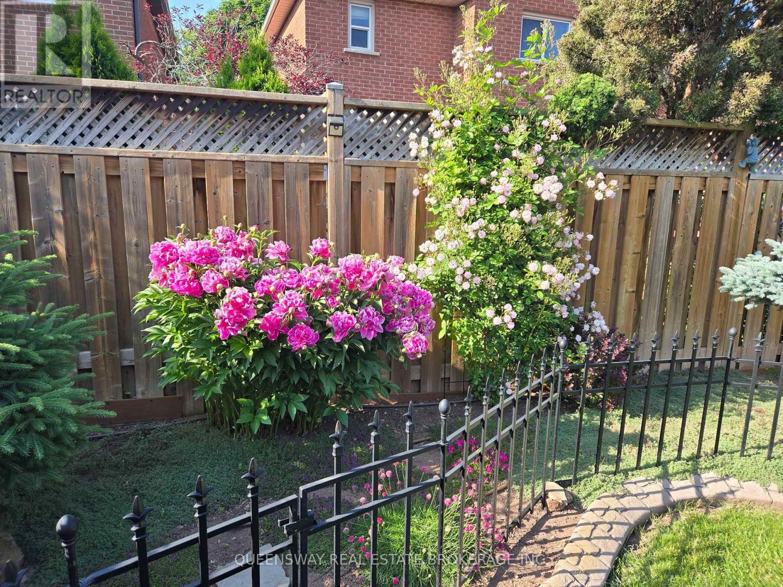 223 River Oaks Boulevard W, Oakville, Ontario  L6H 3V2 - Photo 46 - W13041504