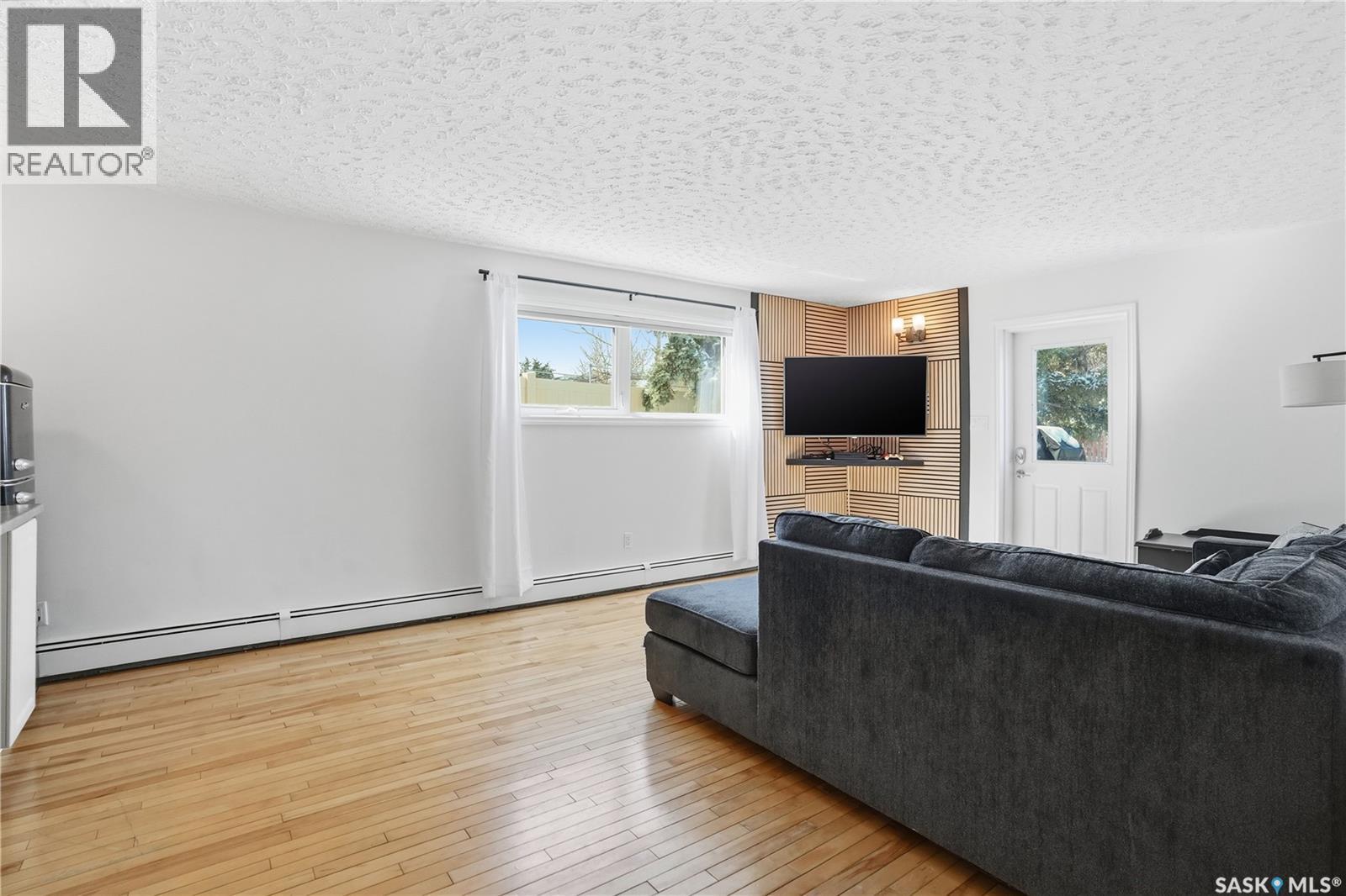 1643 General Crescent, Moose Jaw, Saskatchewan  S6H 6M2 - Photo 31 - SK033704