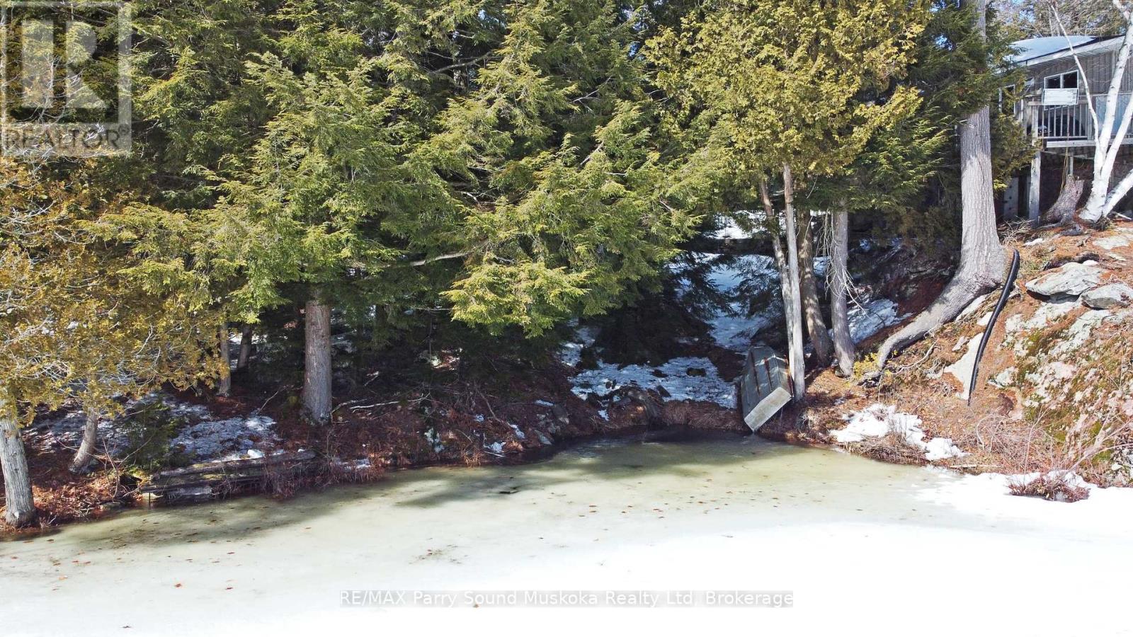 24a Rocco's Lane, Seguin, Ontario  P2A 2W8 - Photo 42 - X12902800