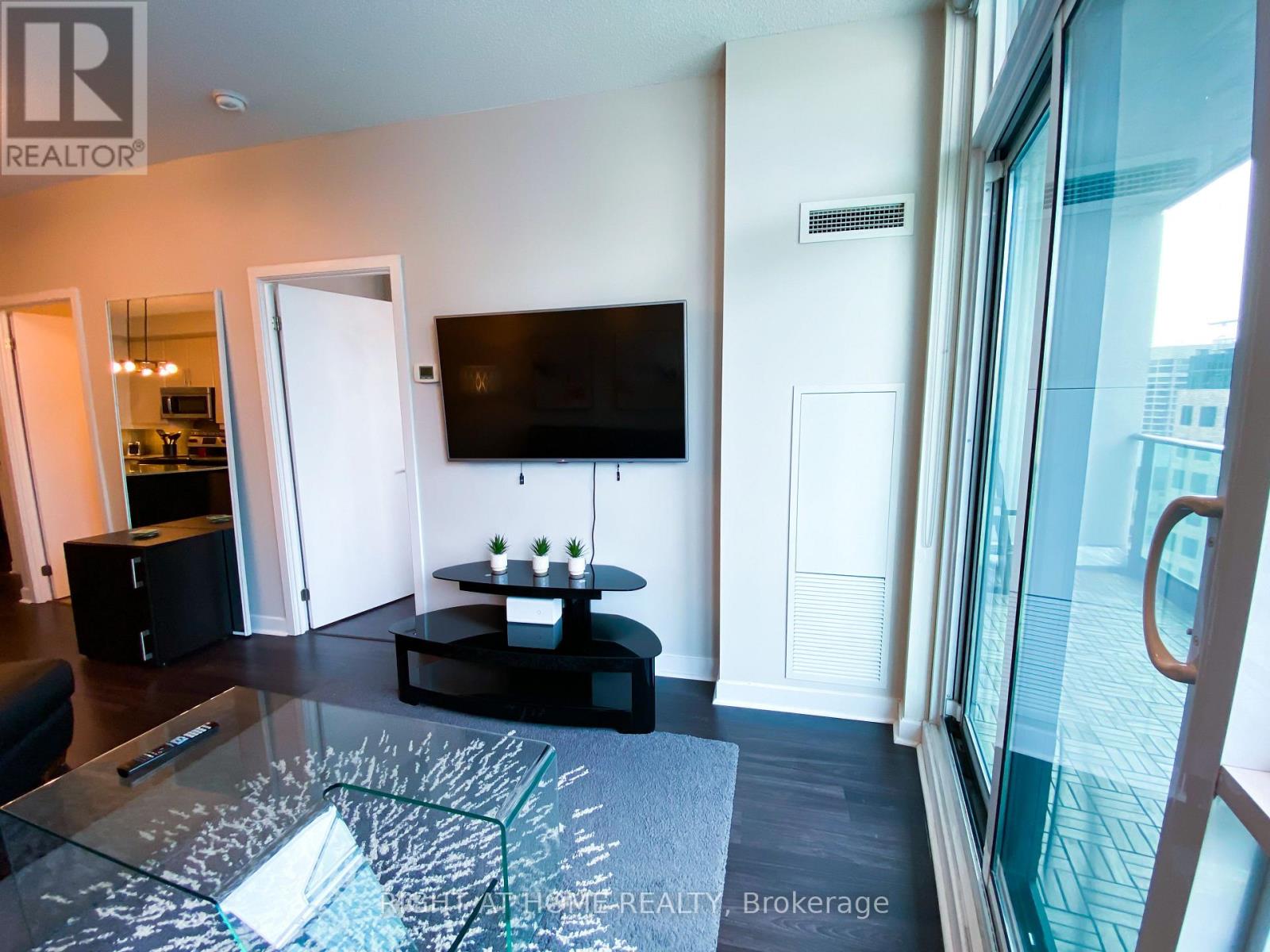 3213 - 33 Bay Street, Toronto, Ontario  M5J 2Z3 - Photo 14 - C13036558