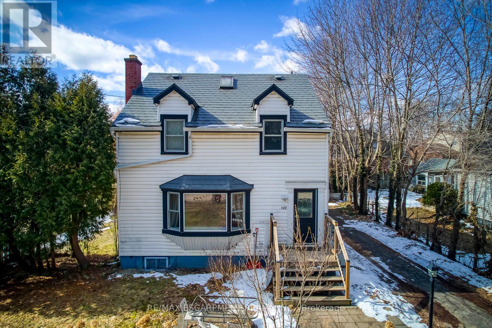 142 EWEN ROAD, Hamilton, Ontario