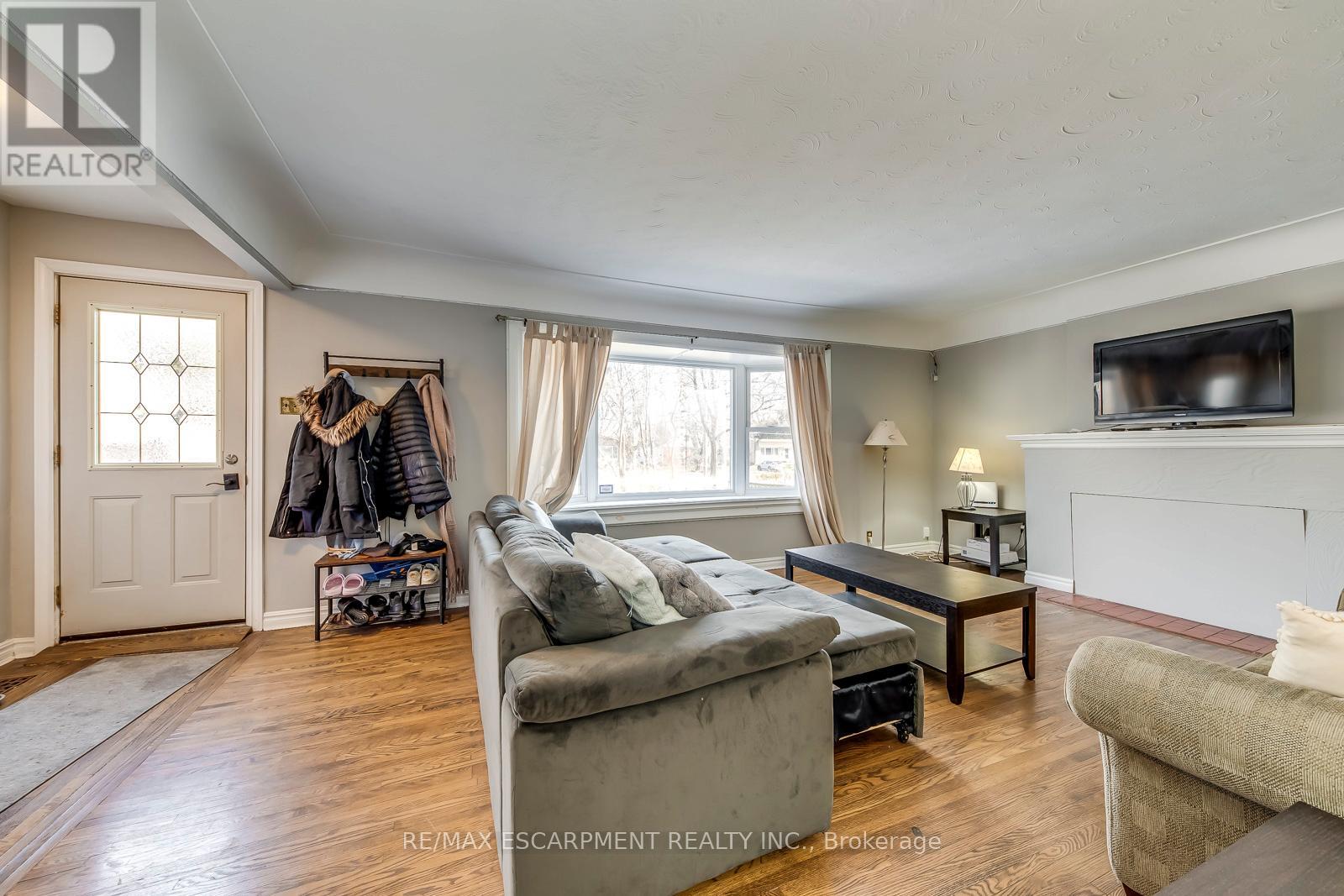 142 Ewen Road, Hamilton, Ontario  L8S 3C7 - Photo 11 - X13041366