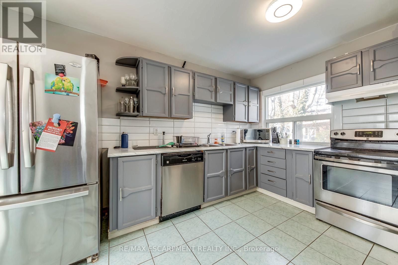 142 Ewen Road, Hamilton, Ontario  L8S 3C7 - Photo 12 - X13041366