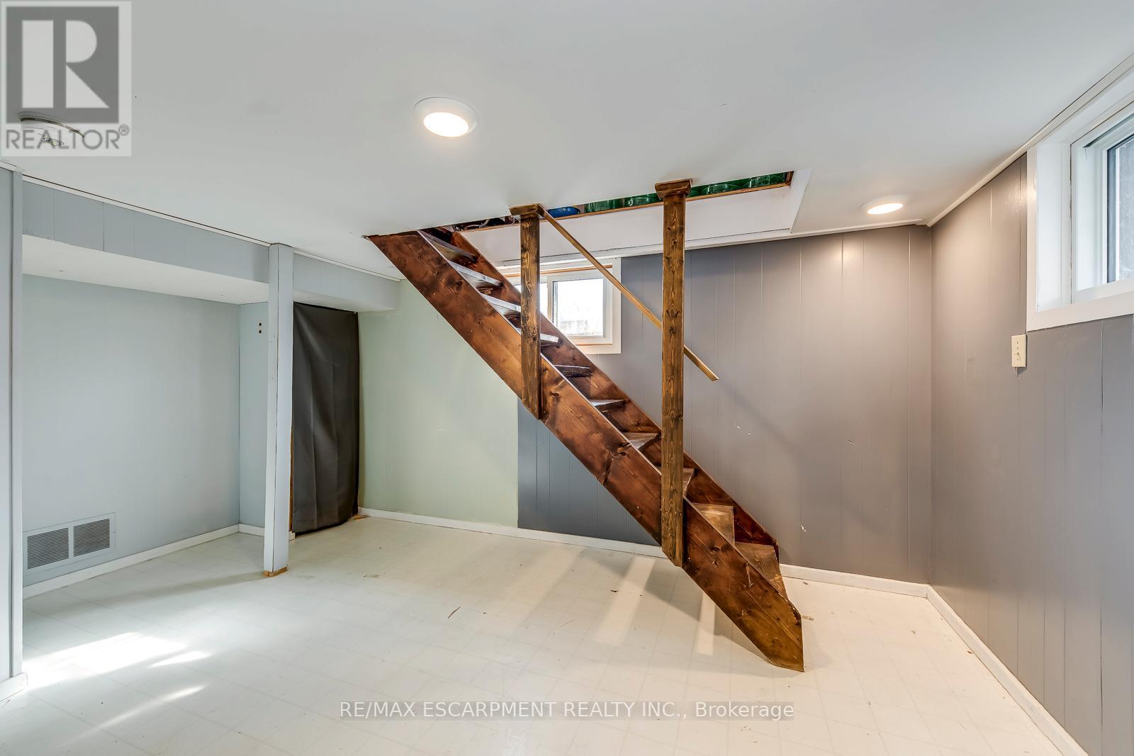 142 Ewen Road, Hamilton, Ontario  L8S 3C7 - Photo 31 - X13041366