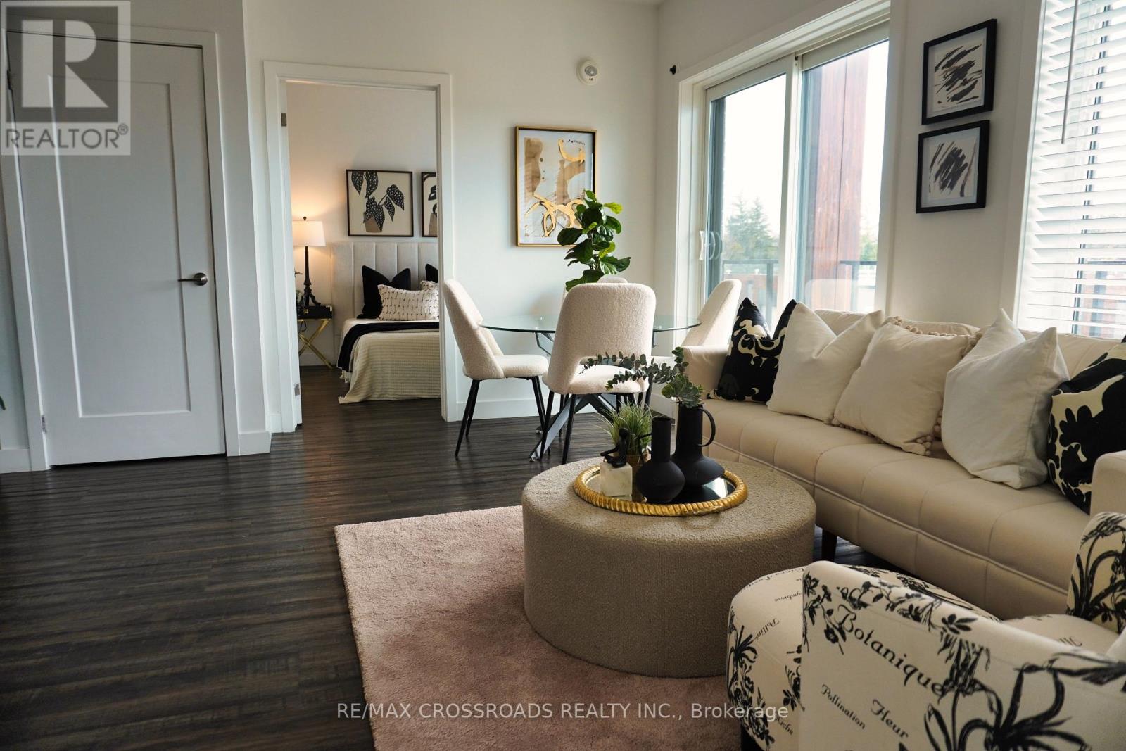 308 - 408 Dundas Street, Cambridge, Ontario  N1R 0E8 - Photo 4 - X12730392