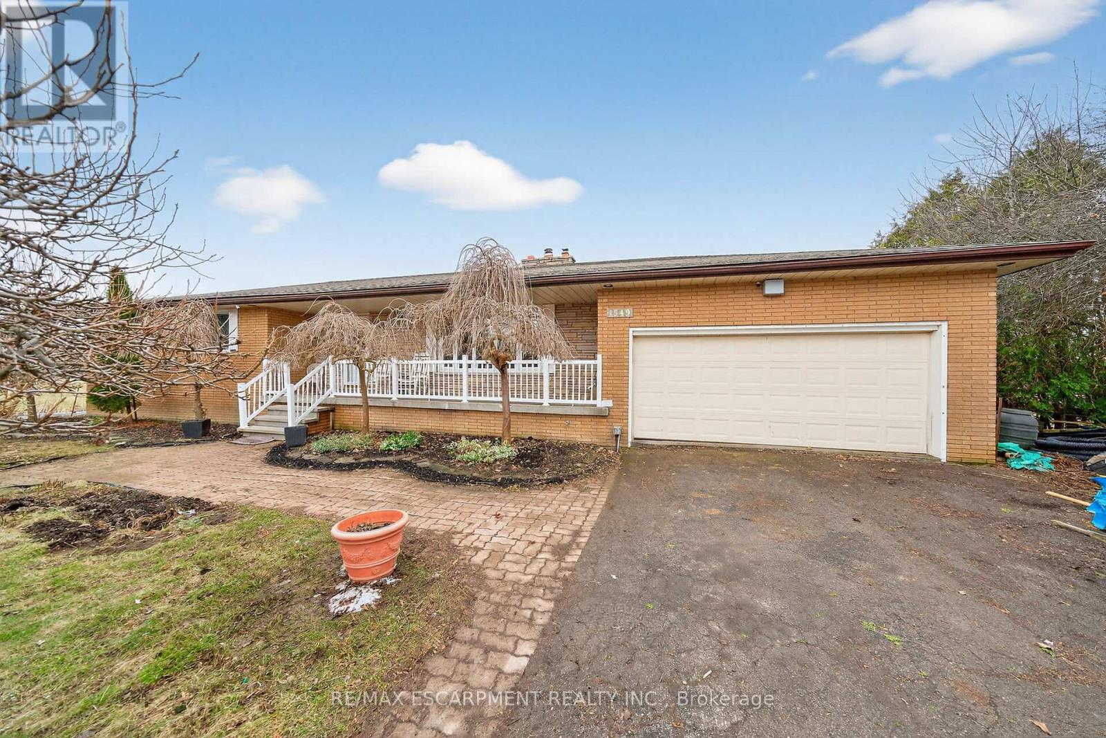 1549 Guyatt Road, Hamilton, Ontario  L0R 1C0 - Photo 4 - X13037306