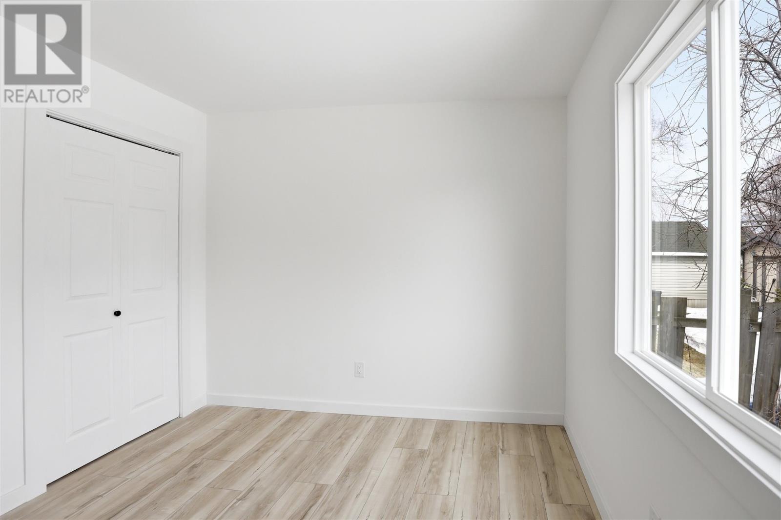 150 Pittsburg Ave, Sault Ste. Marie, Ontario  P6C 5B3 - Photo 14 - SM260765