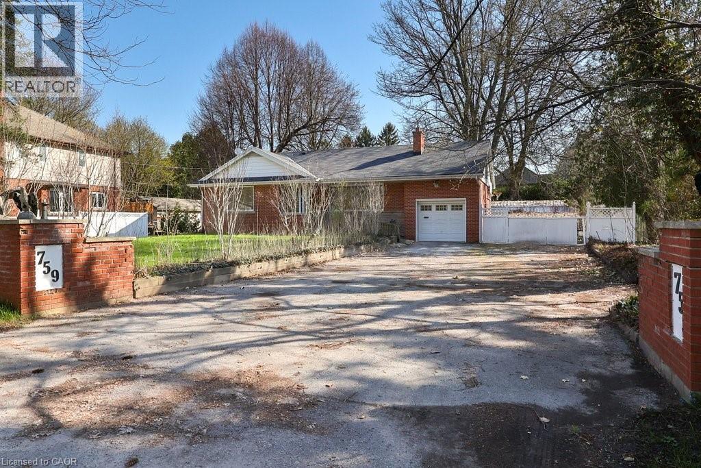 759 KING Road, burlington, Ontario