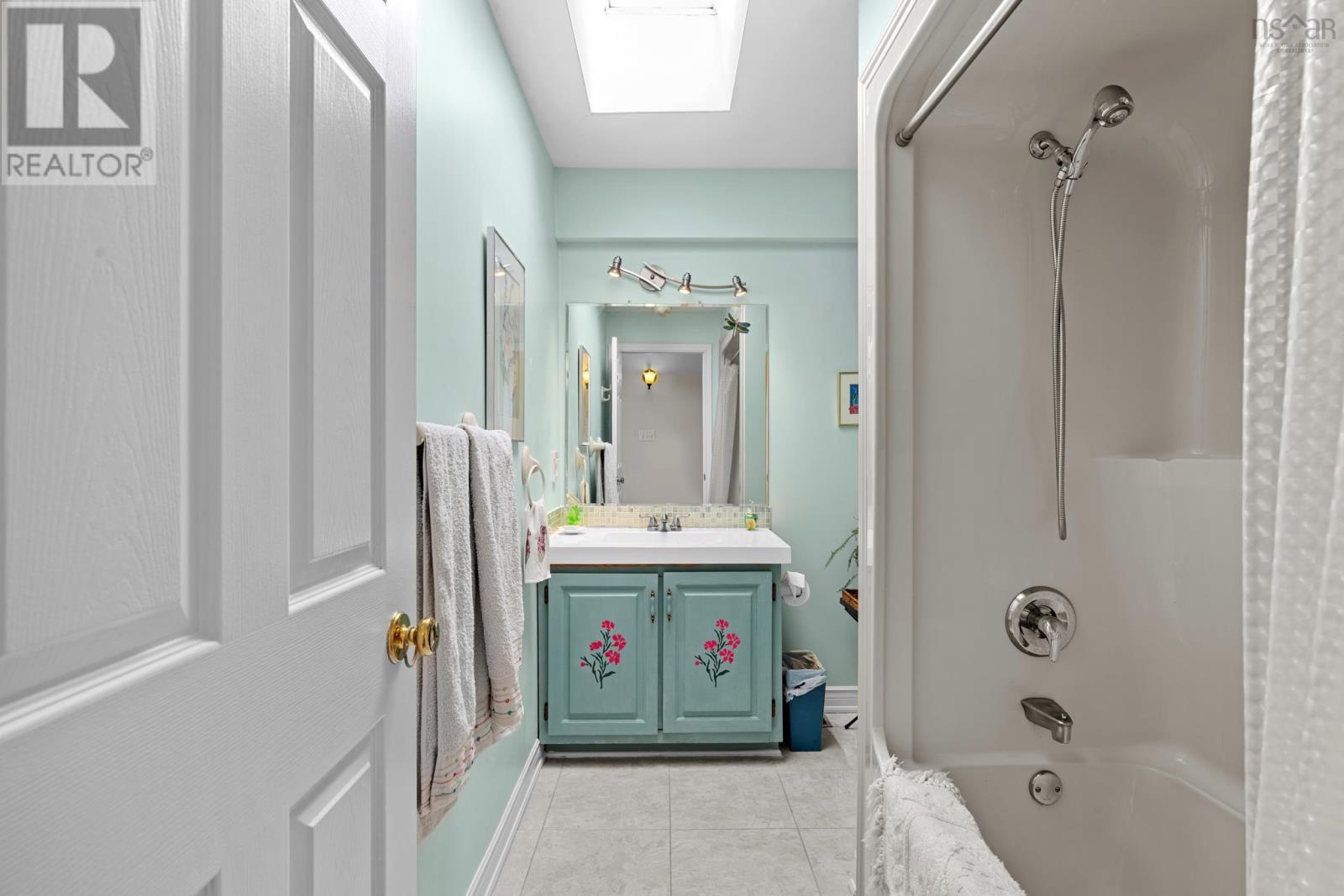 20 Fleet Court, Bedford, Nova Scotia  B4A 4J8 - Photo 33 - 202604215