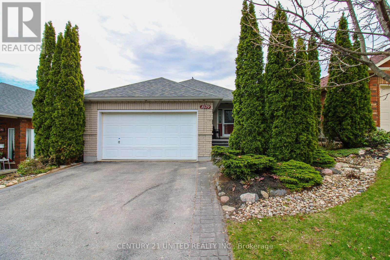1079 BAKER STREET, Peterborough, Ontario