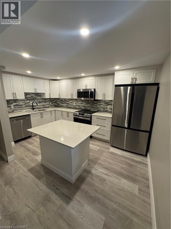 25 Howland Drive Unit# Lower, Kitchener, Ontario  N2E 1G1 - Photo 3 - 40823559