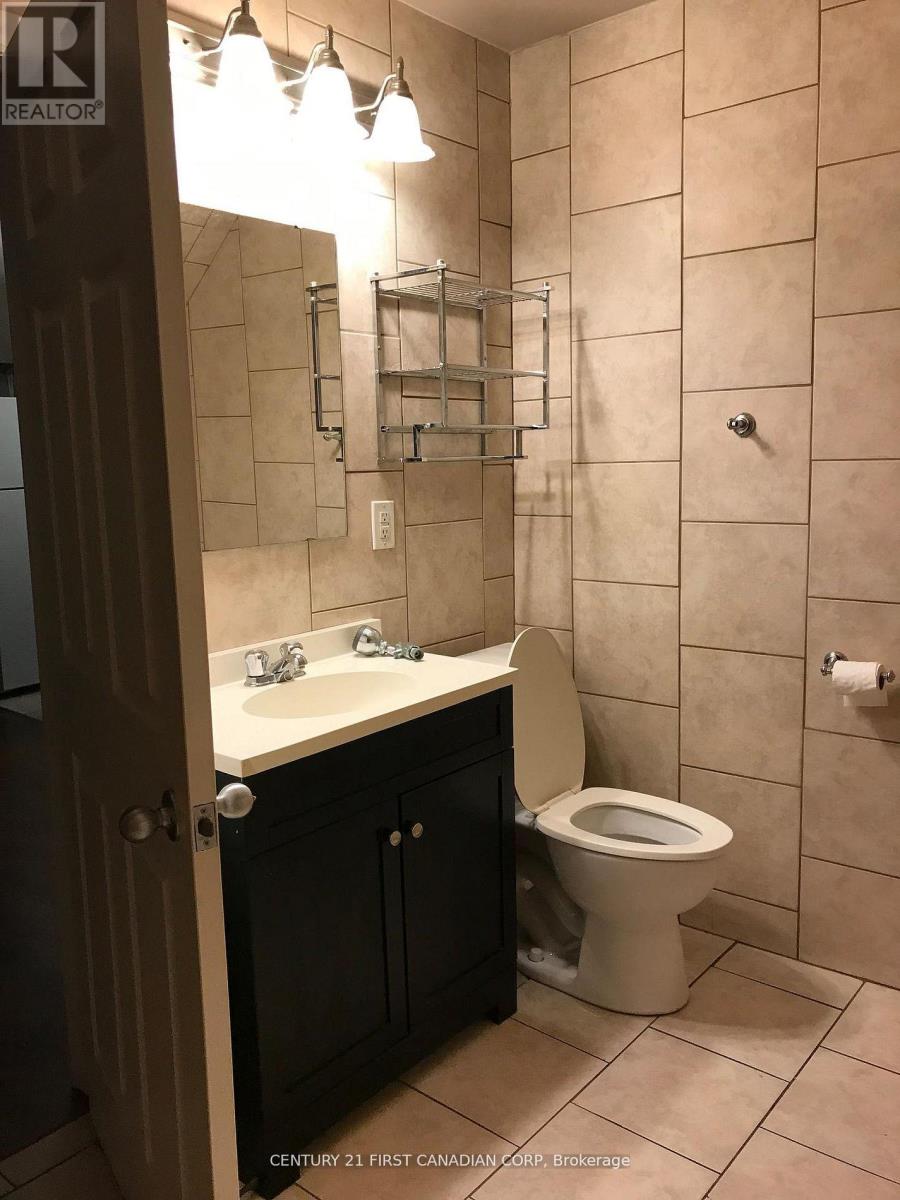 431 Albert Street, Strathroy-Caradoc, Ontario  N7G 1W8 - Photo 13 - X13041610