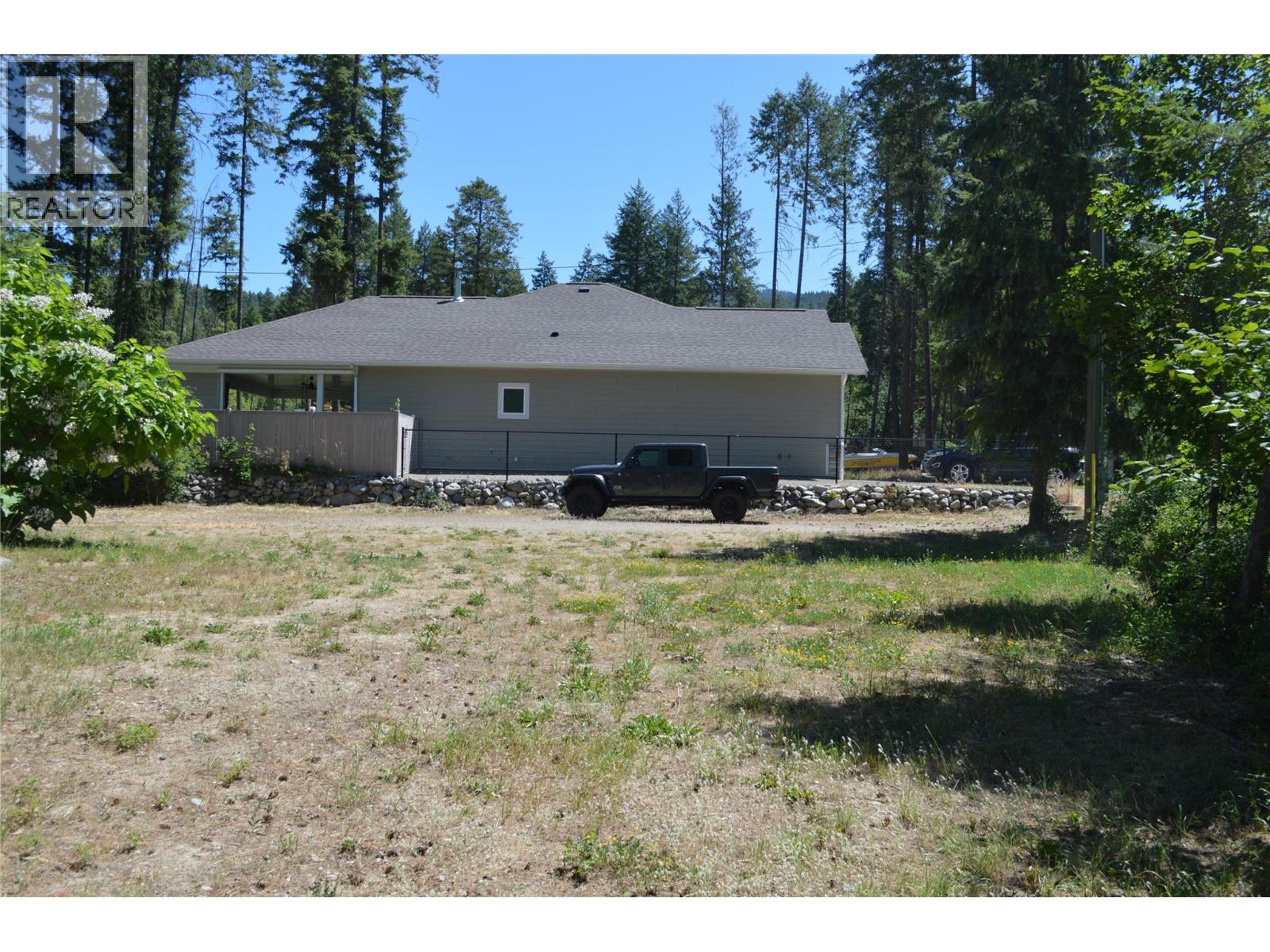 60 Kingsley Road, Christina Lake, British Columbia  V0H 1E2 - Photo 13 - 10384527