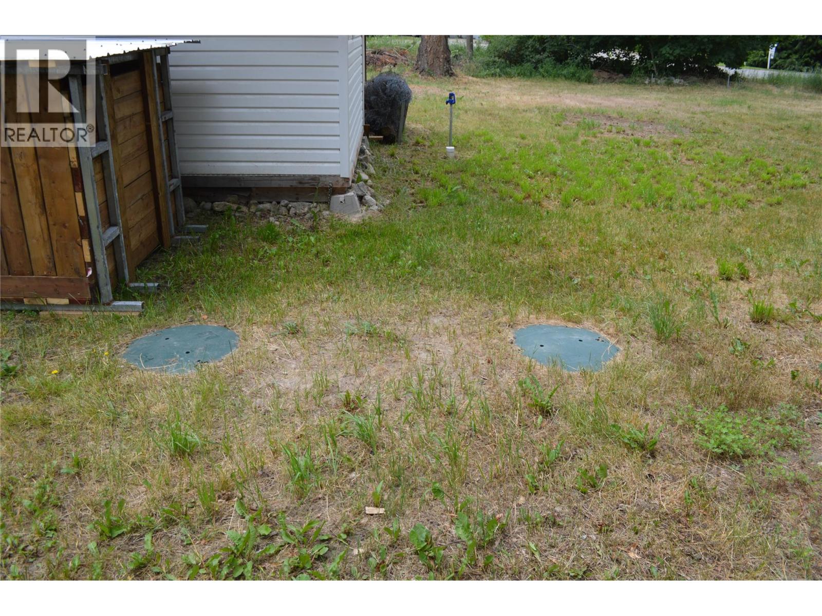 60 Kingsley Road, Christina Lake, British Columbia  V0H 1E2 - Photo 10 - 10384527