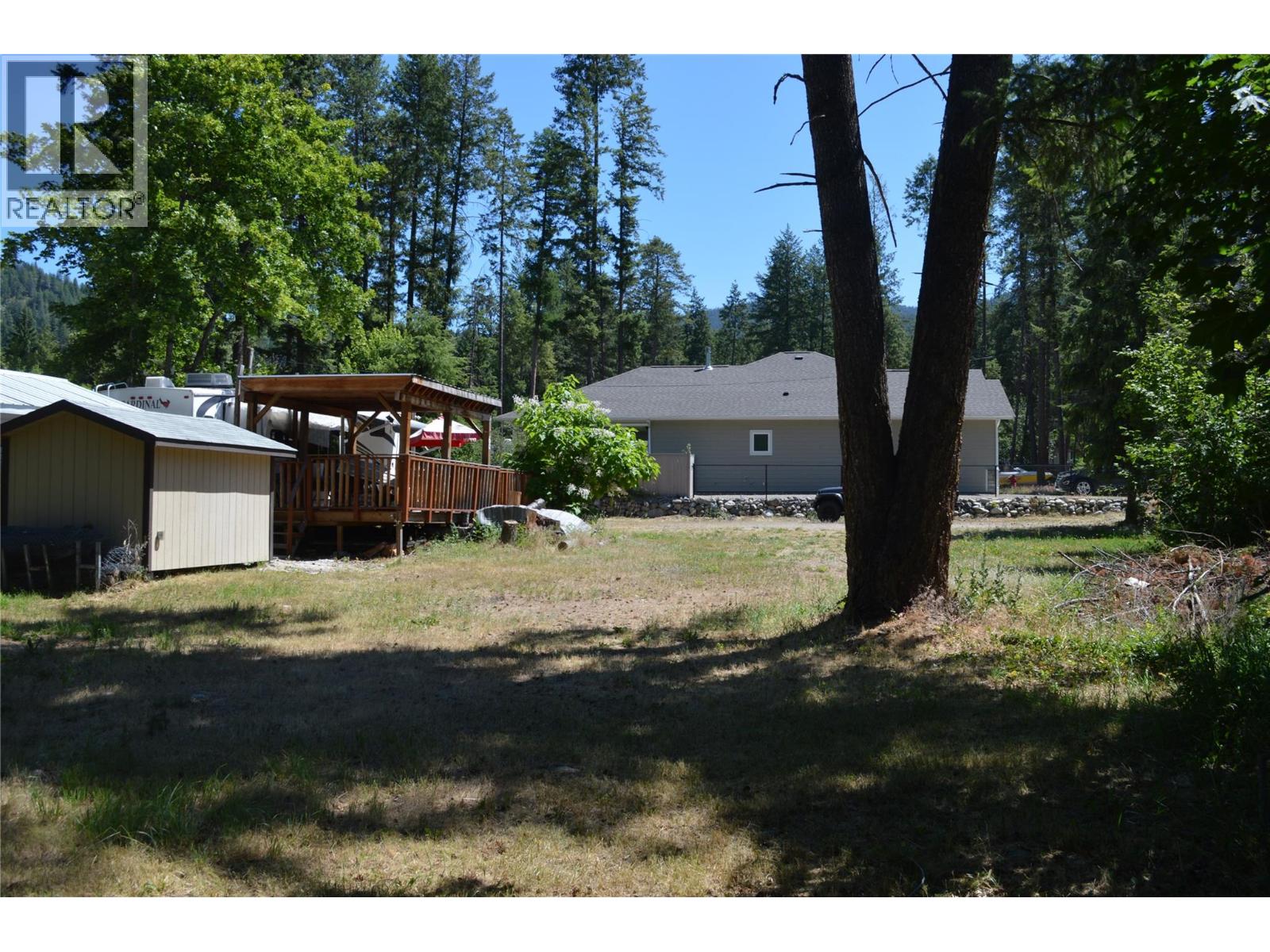 60 Kingsley Road, Christina Lake, British Columbia  V0H 1E2 - Photo 21 - 10384527