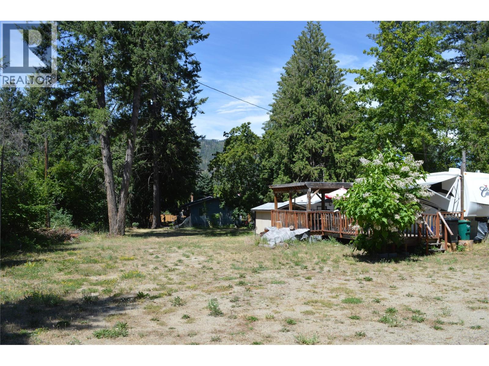 60 Kingsley Road, Christina Lake, British Columbia  V0H 1E2 - Photo 15 - 10384527
