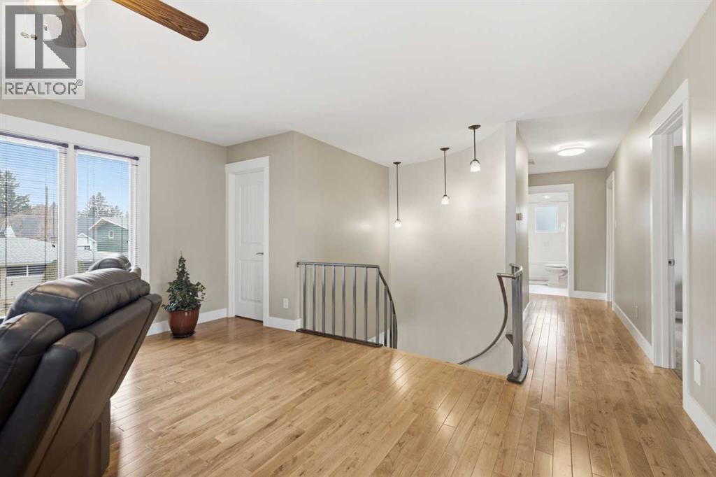 3308 Lakeside Crescent Sw, Calgary, Alberta  T3E 6A6 - Photo 21 - A2304264