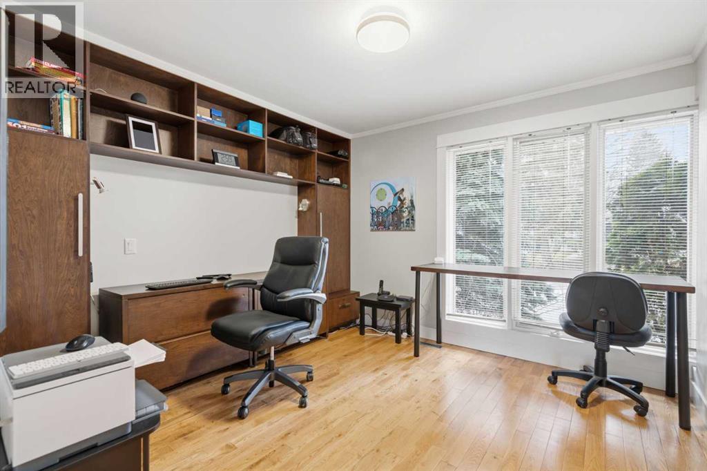 3308 Lakeside Crescent Sw, Calgary, Alberta  T3E 6A6 - Photo 20 - A2304264