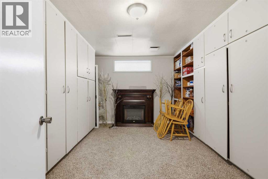 3308 Lakeside Crescent Sw, Calgary, Alberta  T3E 6A6 - Photo 42 - A2304264