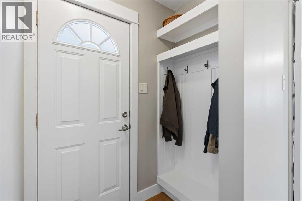 3308 Lakeside Crescent Sw, Calgary, Alberta  T3E 6A6 - Photo 14 - A2304264