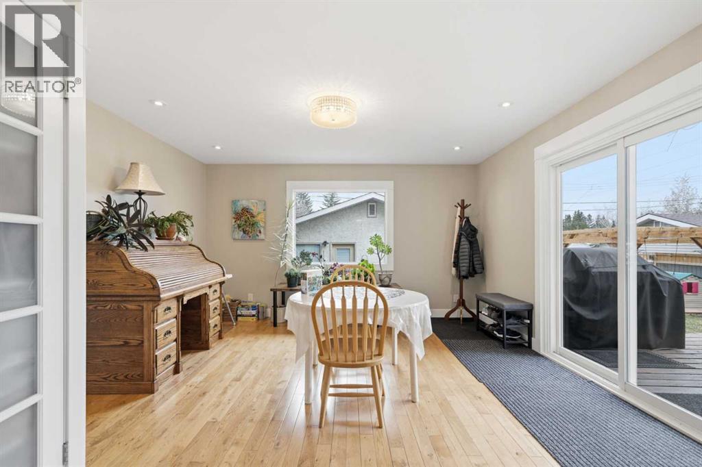 3308 Lakeside Crescent Sw, Calgary, Alberta  T3E 6A6 - Photo 18 - A2304264