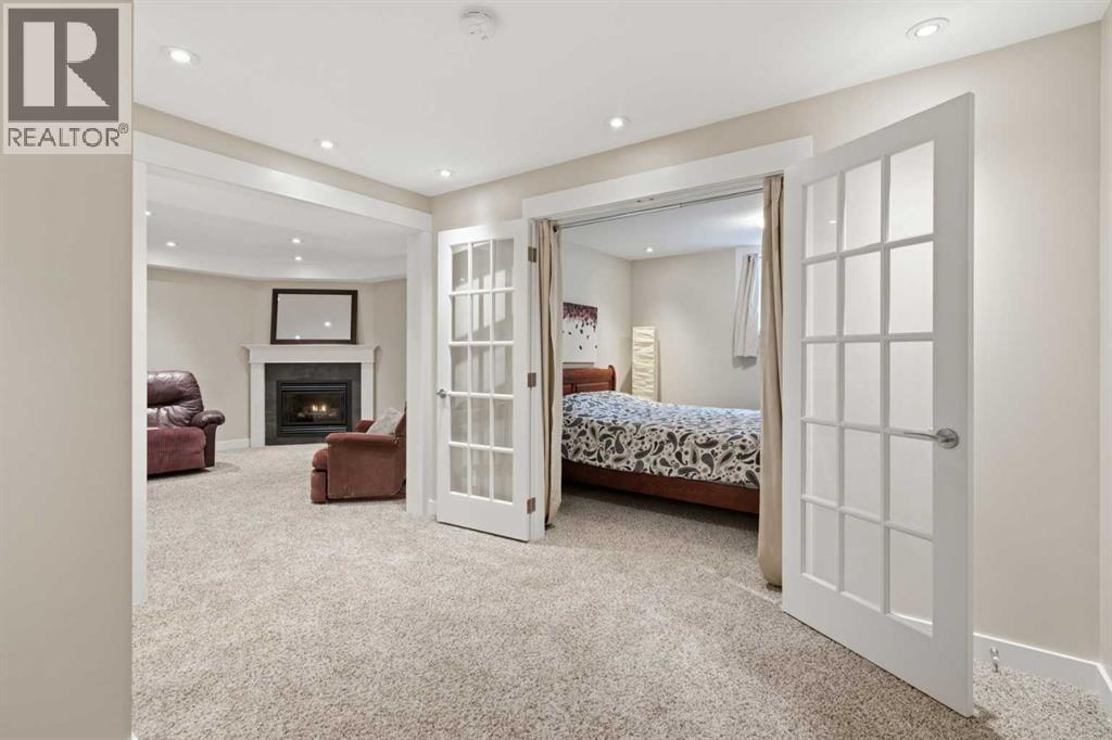 3308 Lakeside Crescent Sw, Calgary, Alberta  T3E 6A6 - Photo 33 - A2304264