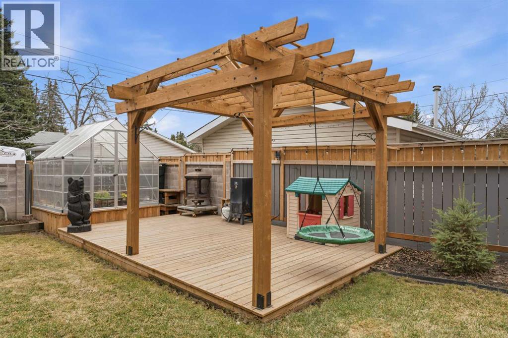 3308 Lakeside Crescent Sw, Calgary, Alberta  T3E 6A6 - Photo 47 - A2304264