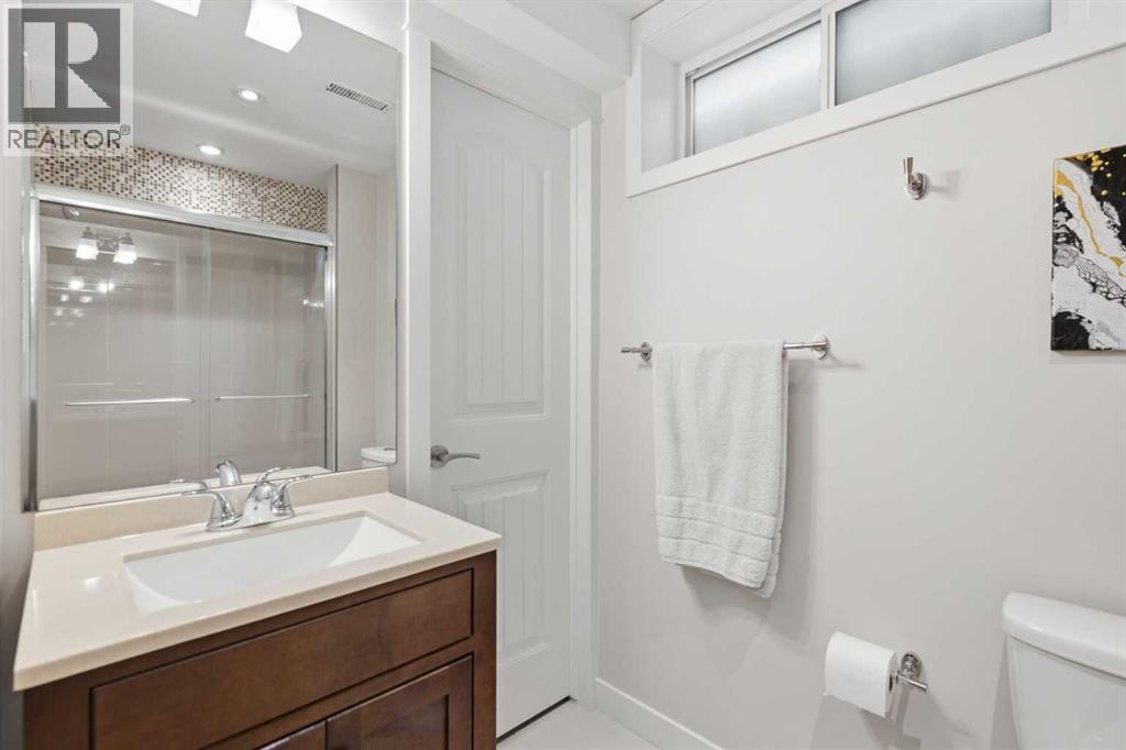3308 Lakeside Crescent Sw, Calgary, Alberta  T3E 6A6 - Photo 38 - A2304264