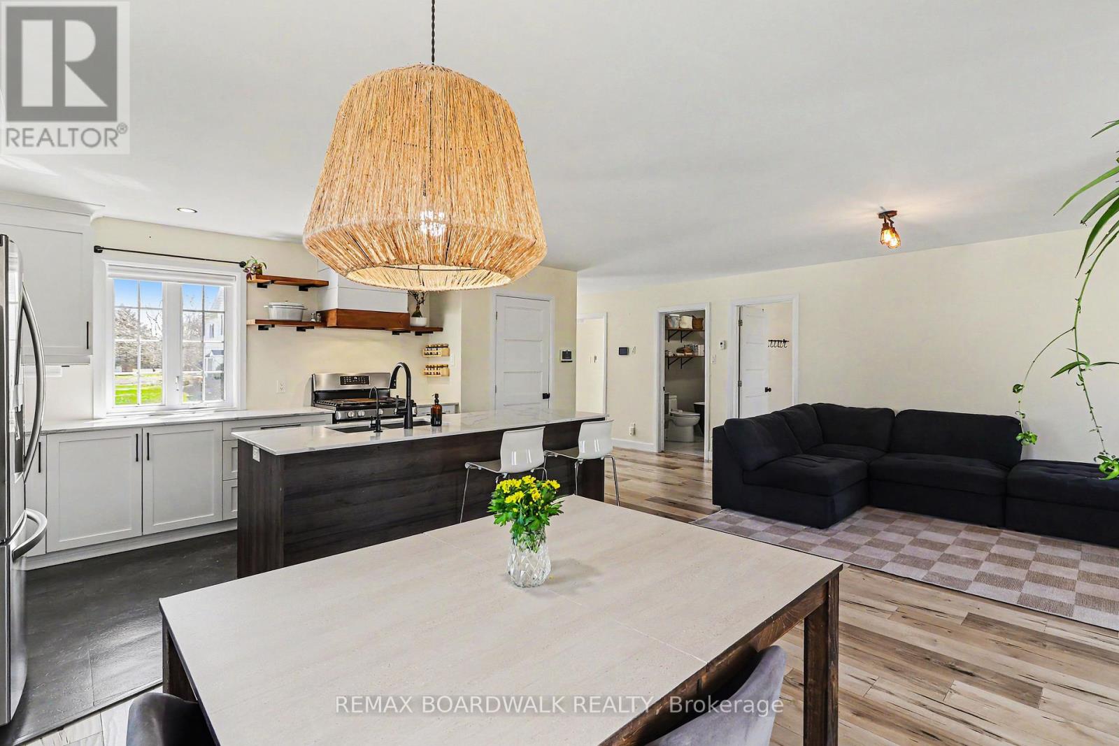 5089 County Rd 10 Road, The Nation, Ontario  K0B 1G0 - Photo 10 - X13041670