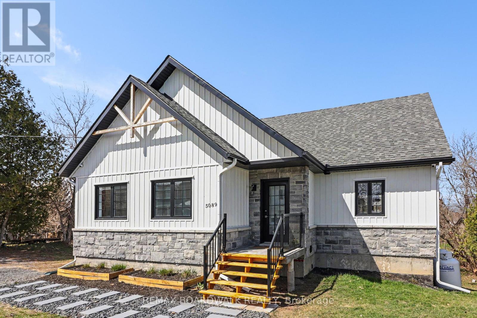 5089 County Rd 10 Road, The Nation, Ontario  K0B 1G0 - Photo 3 - X13041670