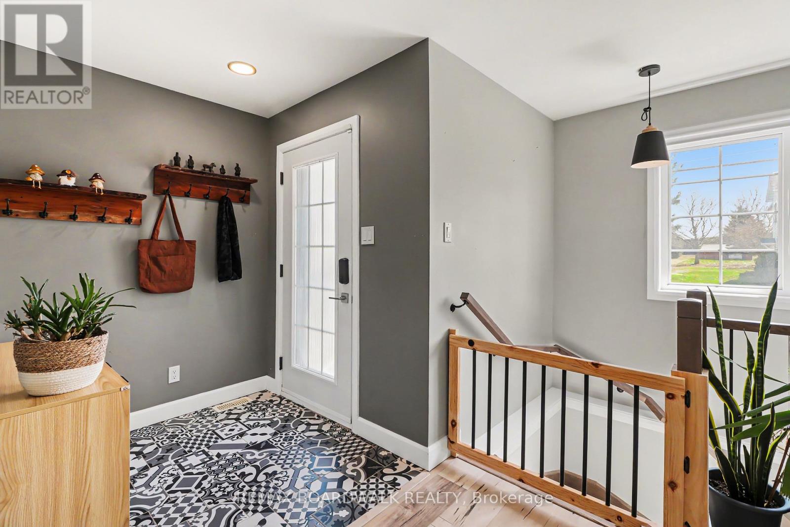 5089 County Rd 10 Road, The Nation, Ontario  K0B 1G0 - Photo 5 - X13041670