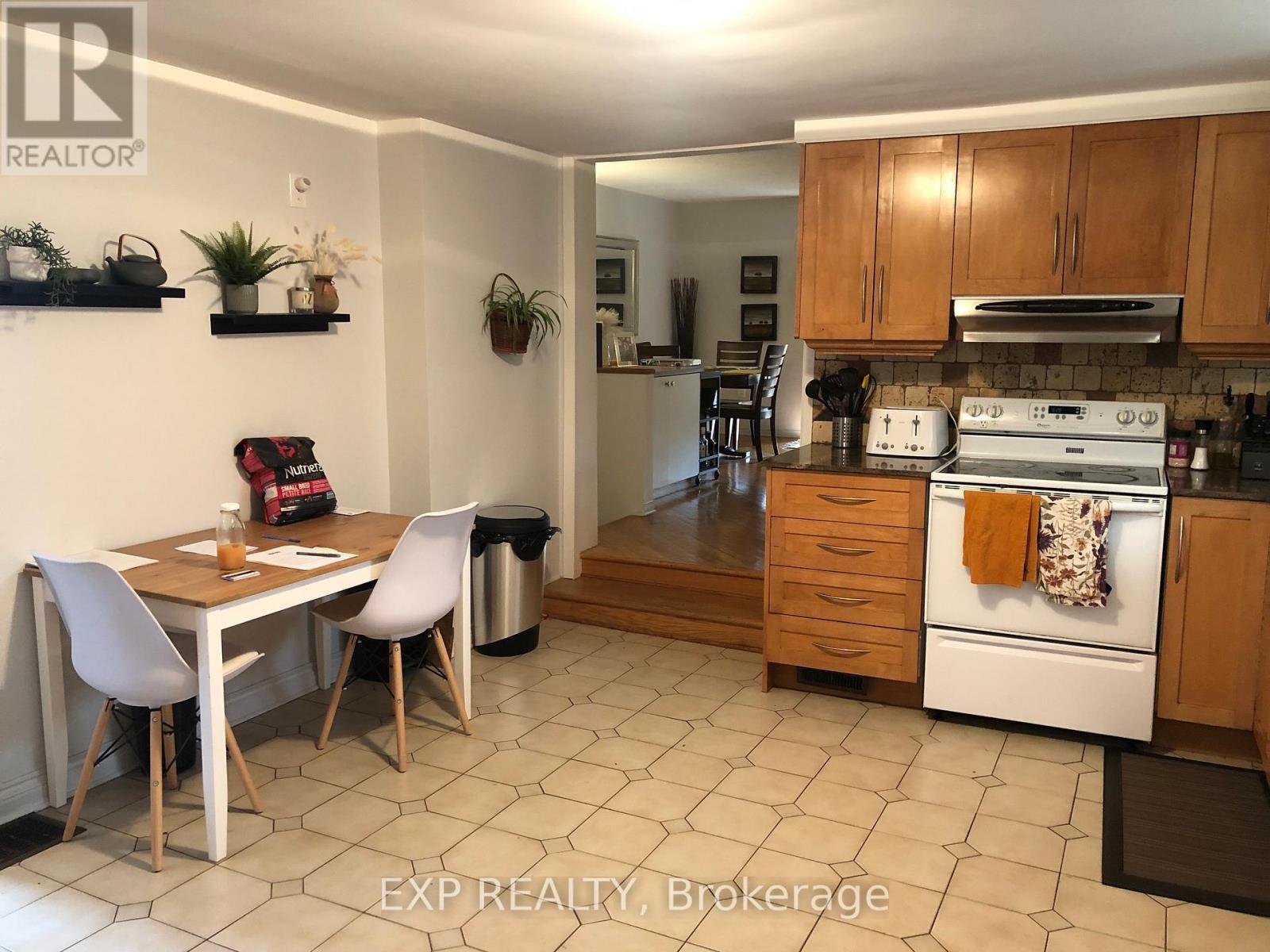 240 Breezehill Avenue S, Ottawa, Ontario  K1Y 2J3 - Photo 4 - X13041684