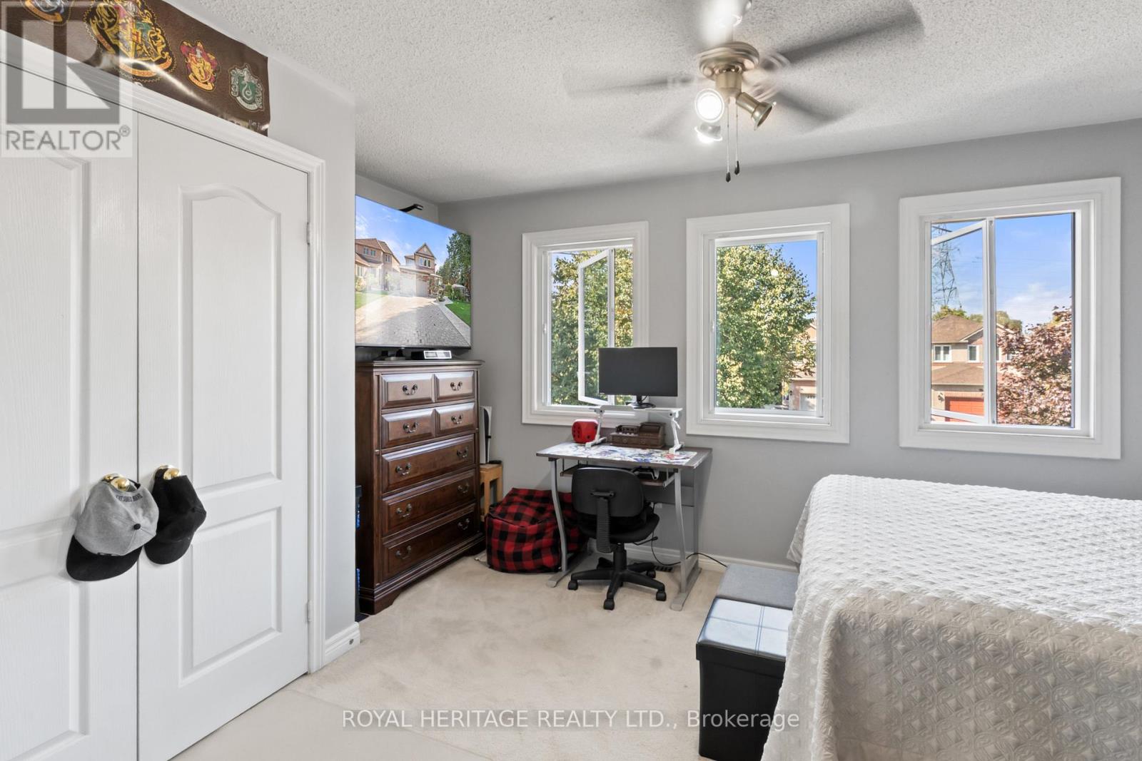 1101 Gossamer Drive, Pickering, Ontario  L1X 2T7 - Photo 33 - E12796402