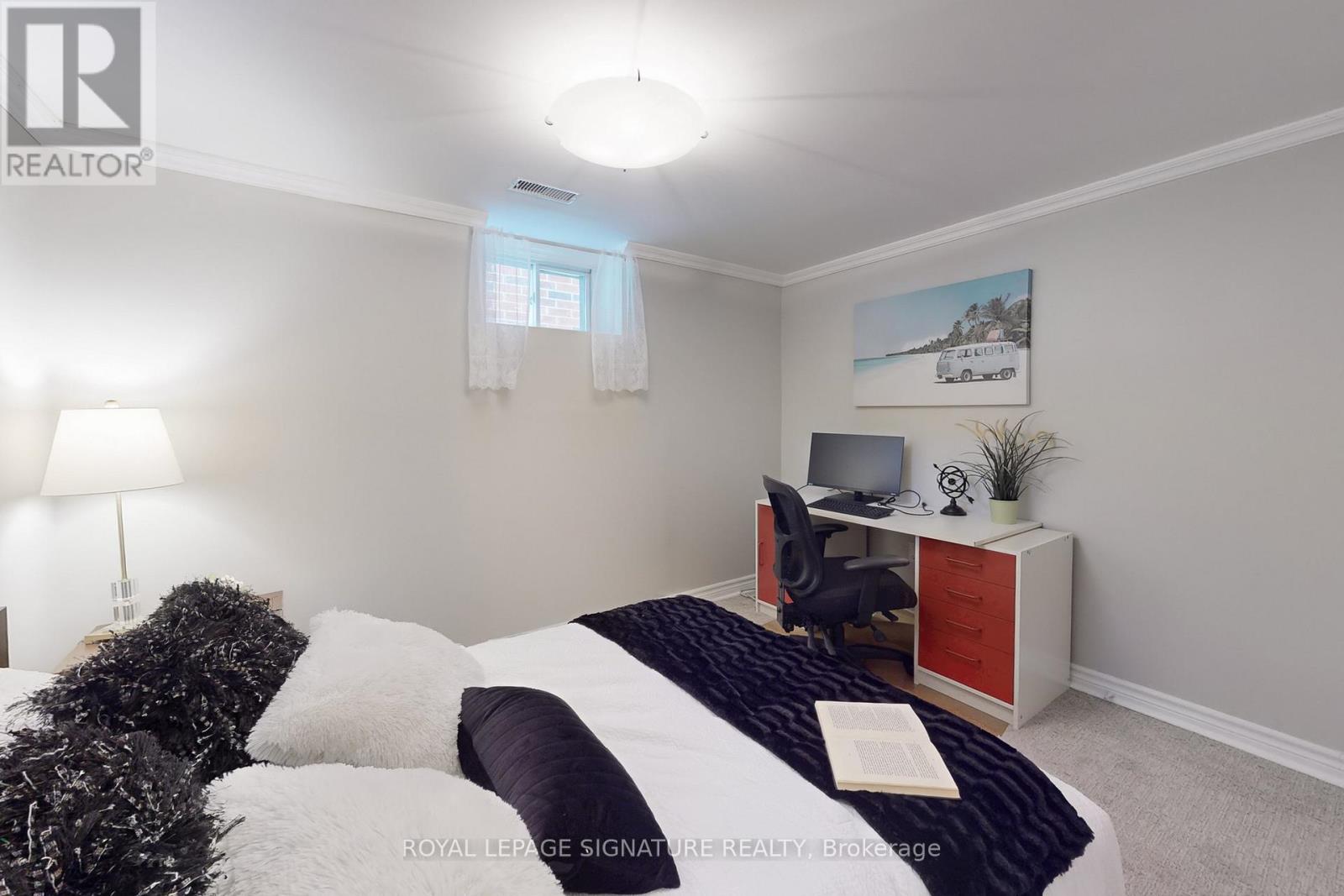 79 Meighen Avenue, Toronto, Ontario  M4B 2H4 - Photo 34 - E13039992