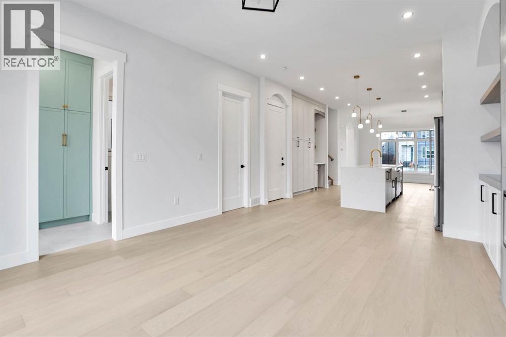 8526 47 Avenue Nw, Calgary, Alberta  t3b 1z9 - Photo 27 - A2269919