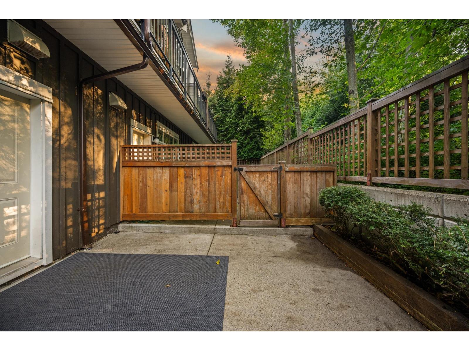 101 2979 156 Street, Surrey, British Columbia  V3Z 8V8 - Photo 34 - R3115065