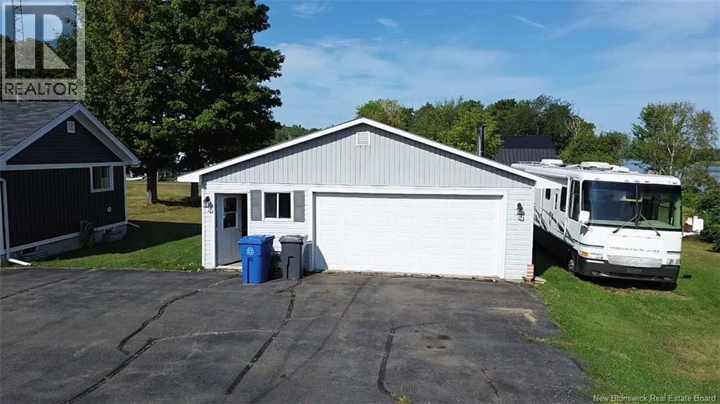 55 Main Street, Meductic, New Brunswick  E6H 1E3 - Photo 10 - NB137904