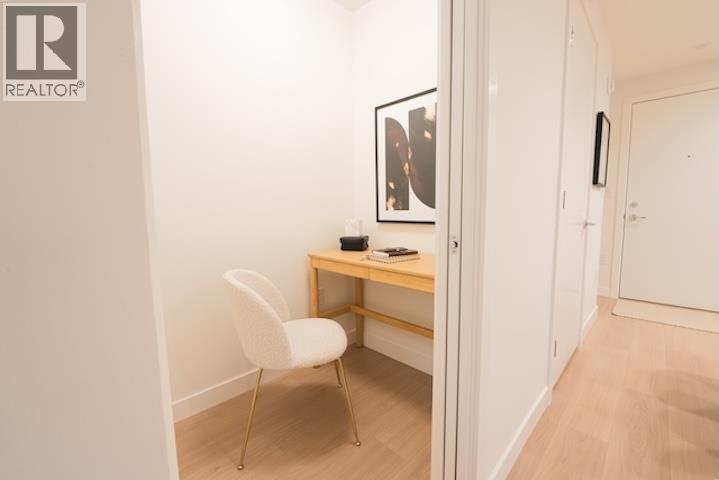 203 585 Kemsley Avenue, Coquitlam, British Columbia  V3J 3Z1 - Photo 11 - R3115491