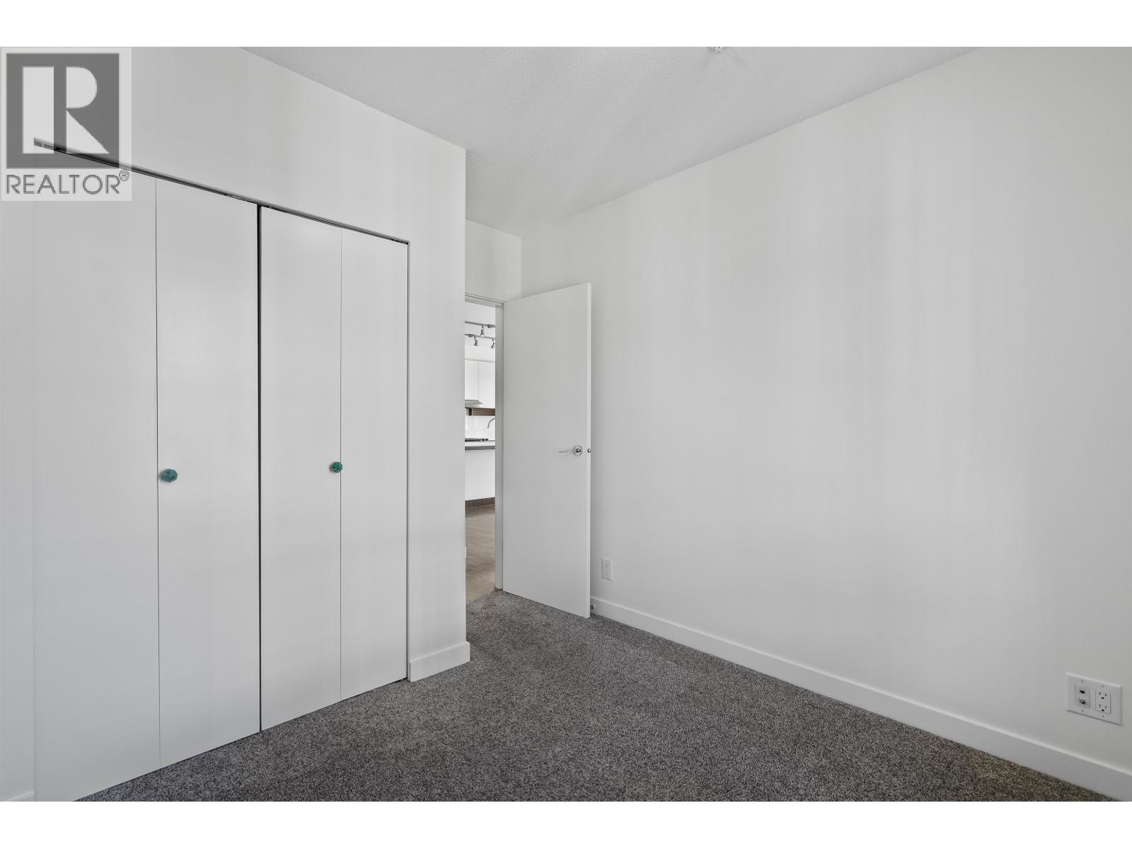 301 553 Foster Avenue, Coquitlam, British Columbia  V3J 0B5 - Photo 25 - R3115492